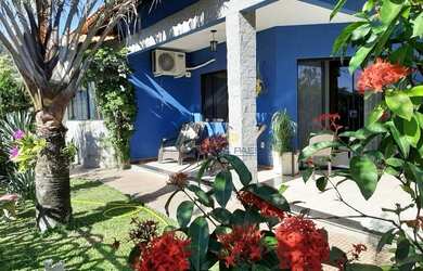 Imagem: A casa em condomínio possui 3 Dormitórios, 2 Banheiros, 3