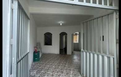 Imagem 3: Casa para venda possui 100 metros quadrados com 3 quartos em Cangaíba...