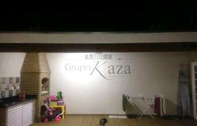 Imagem: A casa em condomínio possui 3 Dormitórios, 2 Banheiros, 2