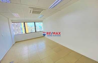 Imagem 2: Sala, 247 m² - venda por R$ 850.000 ou aluguel por R$ 5.000/mês - Centro-...