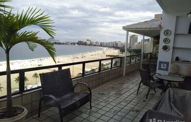 Imagem: O apartamento possui 4 Dormitórios, 5 Banheiros, 1 Vaga na