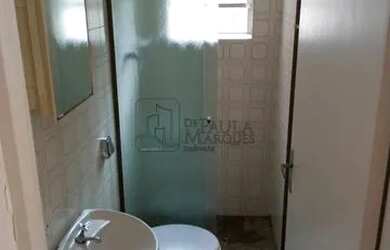 Imagem: A casa possui 3 Dormitórios, 3 Banheiros, 1 Vaga na garagem