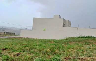 Imagem: O terreno possui 235m² de Área e está localizado em Anápolis