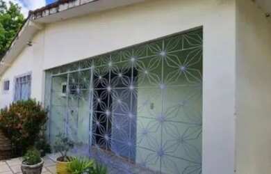 Imagem: A casa possui 2 Dormitórios, 1 Banheiro e 60m² de Área e