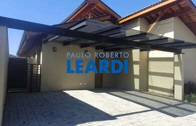 Imagem: A casa em condomínio possui 3 Dormitórios, 3 Banheiros, 2