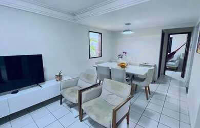 Imagem: A casa possui 4 Dormitórios, 3 Banheiros, 2 Vagas na garagem