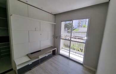 Imagem: O apartamento possui 2 Dormitórios, 1 Banheiro, 2 Vagas na