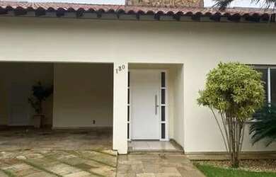Imagem: A casa em condomínio possui 3 Dormitórios, 5 Banheiros, 4