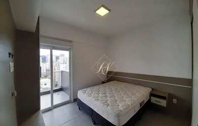 Imagem 9: IMPECÁVEL, ANDAR ALTO! Belíssimo Apartamento com 02 dormitórios, andar alto, sacada na sal