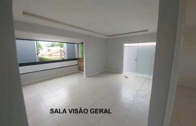 Imagem: A casa em condomínio para alugar possui 2 Dormitórios, 2 Banheiros