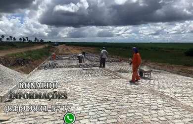 Imagem: O terreno possui 200m² de Área e está localizado em Santa