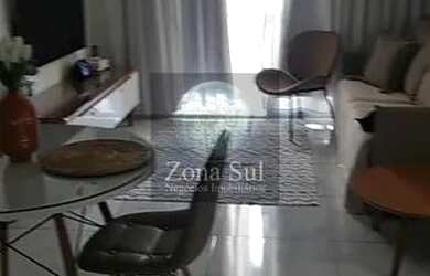 Imagem: O apartamento possui 2 Dormitórios, 1 Banheiro, 2 Vagas na