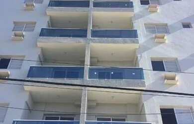 Imagem: O apartamento possui 2 Dormitórios, 2 Banheiros, 2 Vagas na