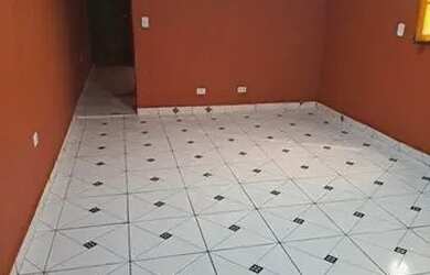 Imagem: A casa possui 2 Dormitórios, 1 Banheiro, 70m² de Área e