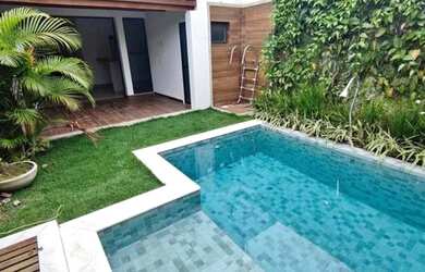 Imagem: A casa possui 2 Dormitórios, 1 Banheiro, 1 Vaga na garagem