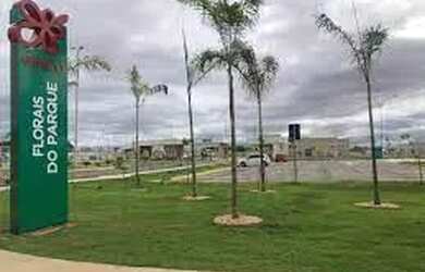 Imagem: O terreno possui 300m² de Área e está localizado em Morada