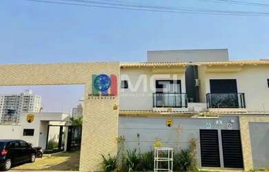 Imagem: A casa em condomínio possui 3 Dormitórios, 4 Banheiros, 2