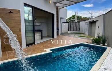 Imagem: A casa possui 3 Dormitórios, 3 Banheiros, 175m² de Área e