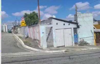 Imagem: O terreno possui 197m² de Área e está localizado em Vila