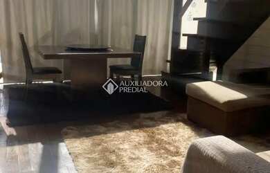 Imagem 7: Residência com 4 quartos, hidromassagem, churrasqueira e piscina