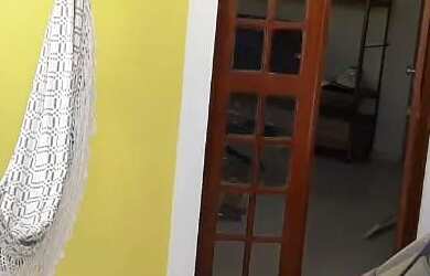 Imagem: A casa possui 3 Dormitórios, 3 Banheiros, 3 Vagas na garagem