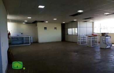 Imagem: O depósito possui 200m² de Área e está localizado em Eldorado