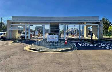 Imagem: A casa em condomínio possui 3 Dormitórios, 4 Banheiros, 4