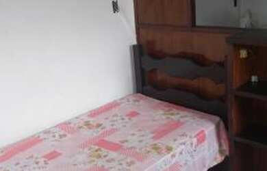 Imagem: A kitnet possui 1 Dormitório, 1 Banheiro, 1 Vaga na garagem