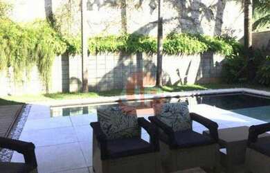 Imagem: A casa em condomínio possui 4 Dormitórios, 5 Banheiros, 4