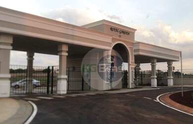 Imagem: O terreno possui 311m² de Área e está localizado em Parque