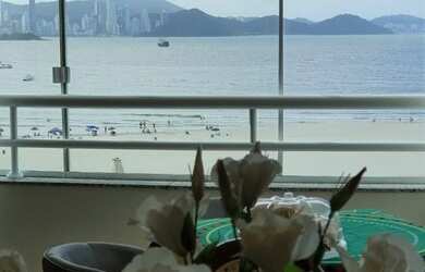 Imagem: O apartamento possui 3 Dormitórios, 4 Banheiros, 4 Vagas na