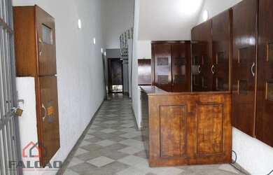 Imagem: O depósito possui 934m² de Área e está localizado em Vila