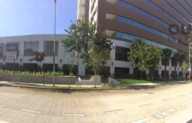 Imagem: O depósito possui 5 Vagas na garagem, 1076m² de Área e Imóvel