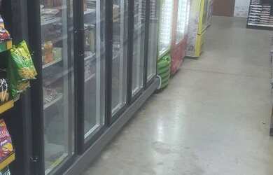 Imagem 6: Emporio padaria sacolao. 180m² de Áreae2 Vagas na garagem