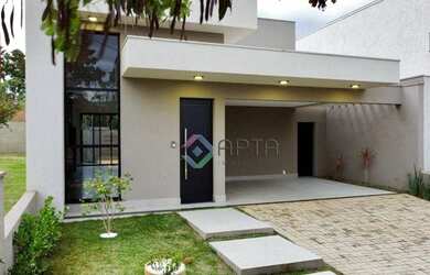 Imagem: A casa em condomínio possui 3 Dormitórios, 4 Banheiros, 4