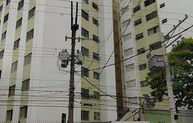 Imagem: O apartamento possui 3 Dormitórios, 1 Banheiro, 1 Vaga na garagem