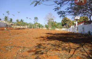 Imagem: O terreno possui 1.000m² de Área e está localizado em Recanto