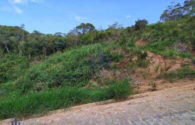 Imagem: O terreno possui 420m² de Área e está localizado em Braunes