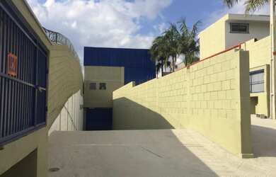 Imagem 3: Galpão/Depósito/Armazém para venda tem 1500 metros quadrados