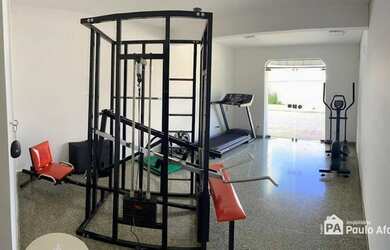 Imagem: O apartamento possui 3 Dormitórios, 3 Banheiros, 2 Vagas na