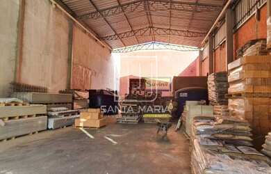 Imagem: O depósito possui 5 Vagas na garagem, 300m² de Área e está