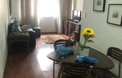 Imagem: O apartamento possui 1 Dormitório, 1 Banheiro, 1 Vaga na garagem