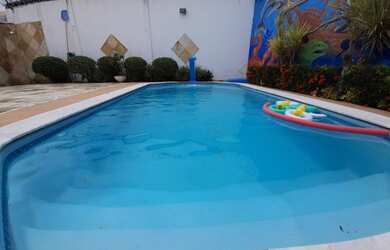 Imagem: A casa em condomínio possui 3 Dormitórios, 3 Banheiros, 1