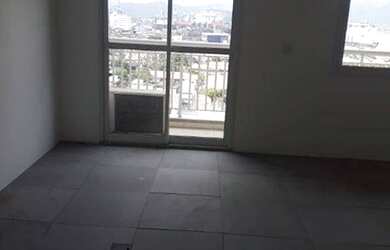 Imagem: O depósito possui 1 Vaga na garagem, 42m² de Área e está