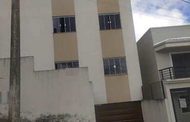 Imagem: O apartamento possui 2 Dormitórios, 1 Banheiro, 2 Vagas na