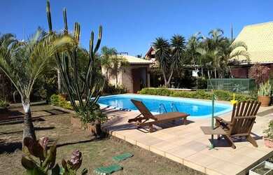 Imagem 5: Linda casa na Praia do Rosa em amplo terreno arboriza de 1170m²