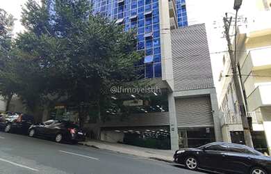 Imagem: O depósito possui 2 Vagas na garagem e 110m² de Área e está