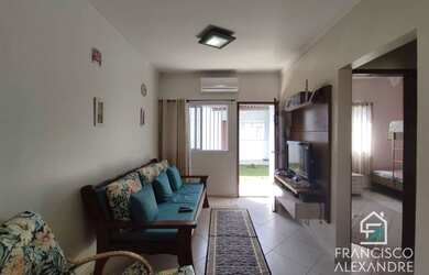 Imagem: A casa em condomínio possui 2 Dormitórios, 1 Banheiro, 2 Vagas