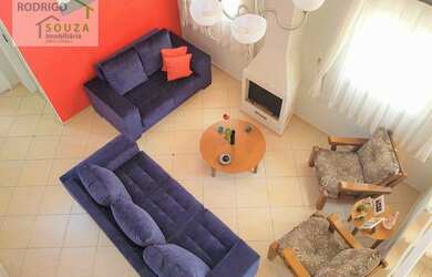 Imagem: A casa em condomínio possui 4 Dormitórios, 5 Banheiros, 4