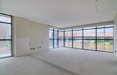 Imagem 8: A.I.R CABRAL, REVENDA DE FRENTE COM VISTA PARA O GRACIOSA COUNTRY CLUB